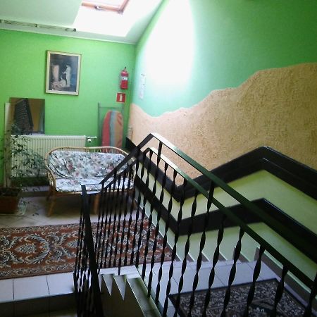 Motel Ararat โควอบเซก ภายนอก รูปภาพ