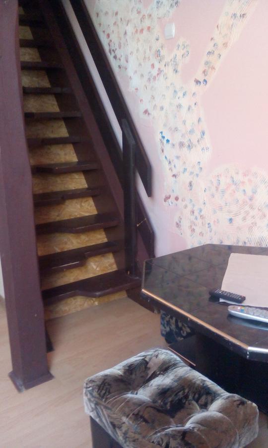 Motel Ararat โควอบเซก ภายนอก รูปภาพ